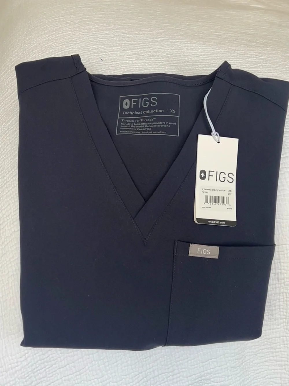 NWT FIGS Quiet Navy Scrub Set XS Top / S Zamora Jogger Pants - Picture 7 of 15